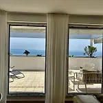 Lux View Beach Apt