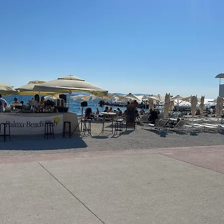 Lux View Beach Apt Split